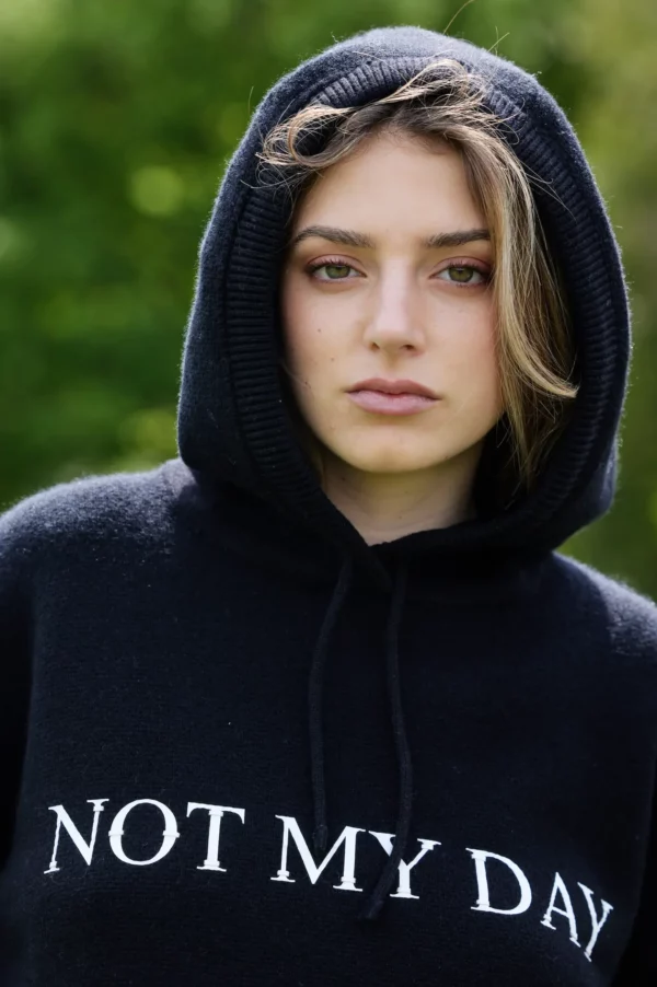 Felpa in cashmere ricamata - Cashmere sweatshirt embroidered with Not My Day writing